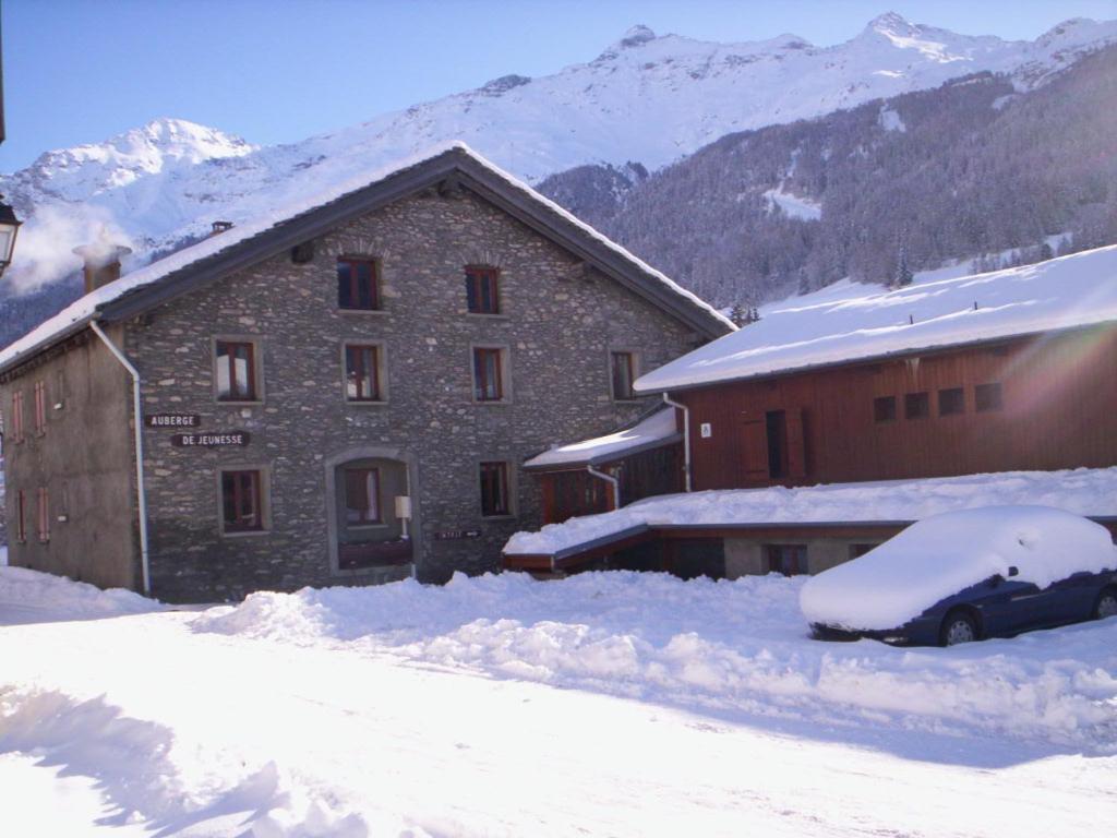 Auberge de Jeunesse HI Val-Cenis Les Champs  Extérieur photo